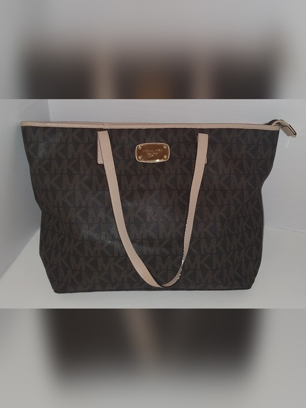 Michael Kors Tote GUC